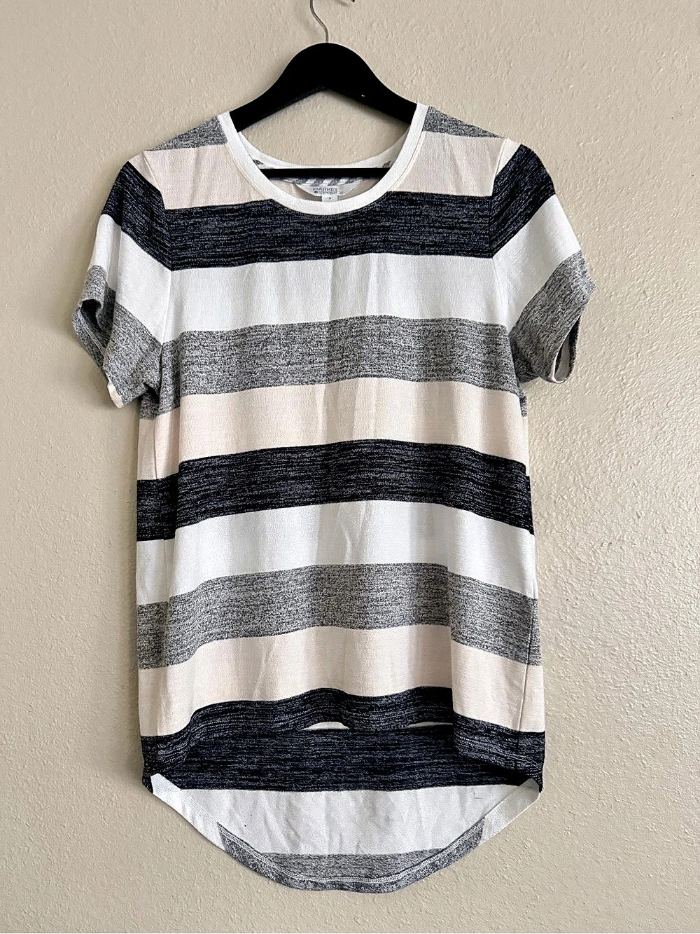 Market & Spruce Striped Rayon Tee in Black & White Size Medium NWT